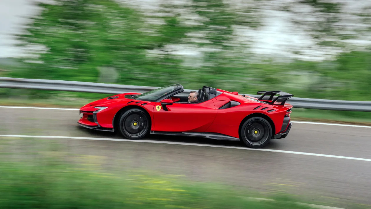 Ferrari SF90 XX Spider: 1016 chevaux de pure adrénaline