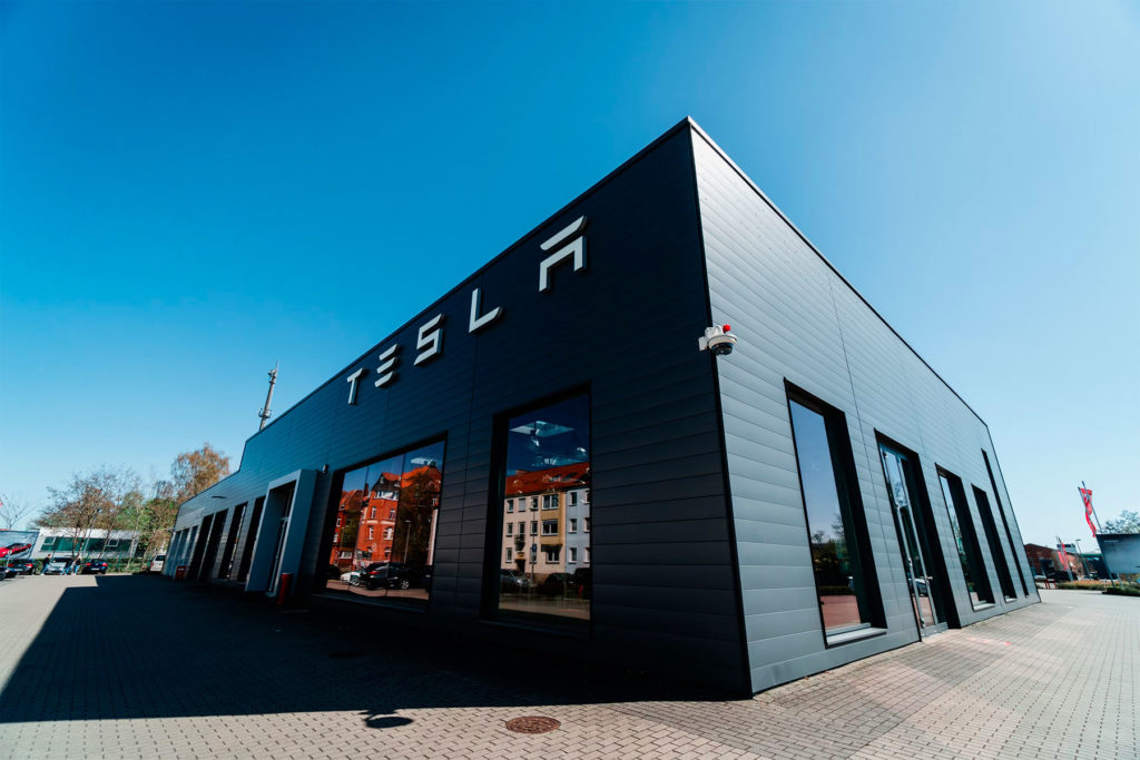 Tesla en recul : Une première baisse des livraisons annuelles depuis 2011